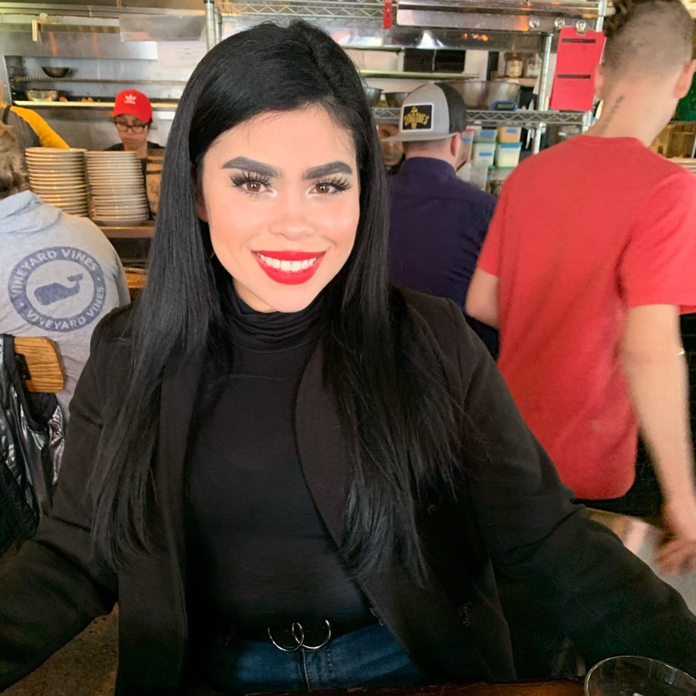 Meet your Posher, Lexi